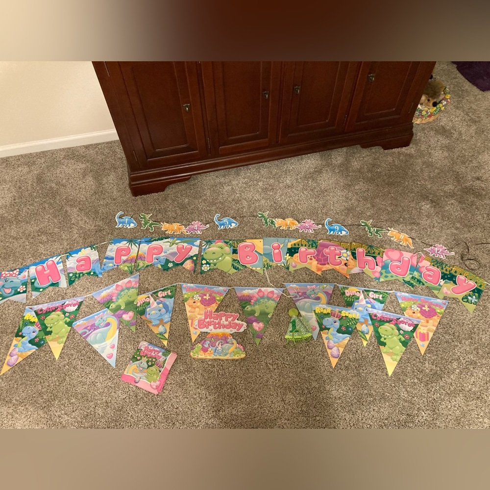Girl Dino Birthday Supplies